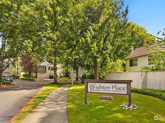 3rd image of 10151 NE 135th Lane #29