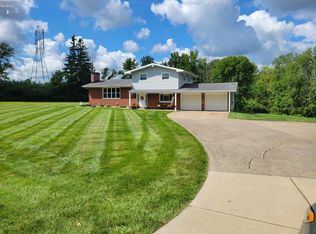 4217 Galloway Rd, Sandusky, OH 44870