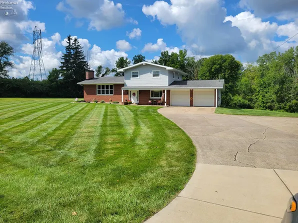 4217 Galloway Rd, Sandusky, OH 44870
