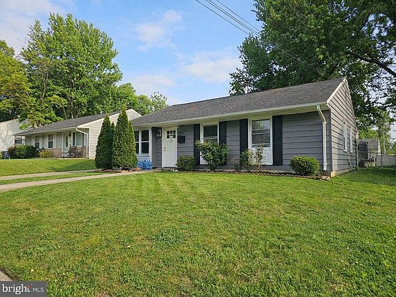 3rd image of 1111 Westfield Dr