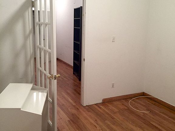 2nd image of 314 E 9th St APT 6