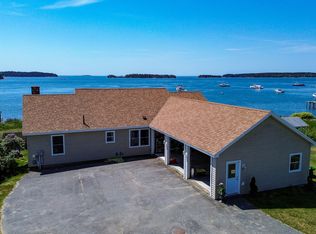 10 Polk Ln, Jonesport, ME 04649