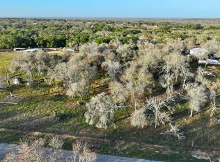 847 Shady Grove Ln, Adkins, TX 78101