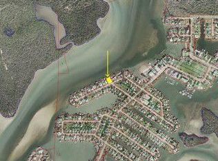 137 W Pago Pago Dr, Naples, FL 34113