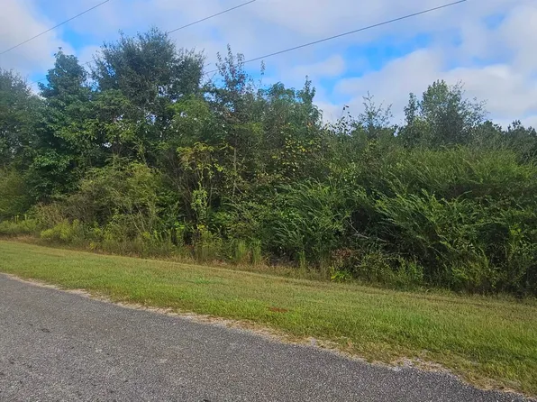 445 Valley Xing, Selma, AL 36701