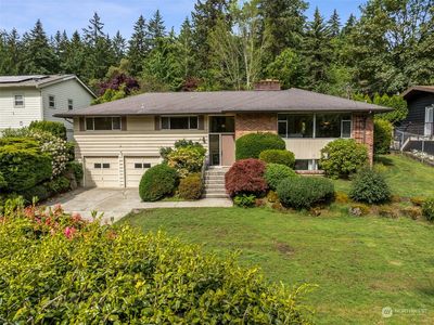 135 129th Avenue NE, Bellevue, WA, 98005