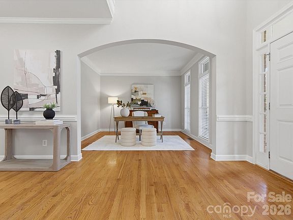 4th image of 3403 Delamere Dr