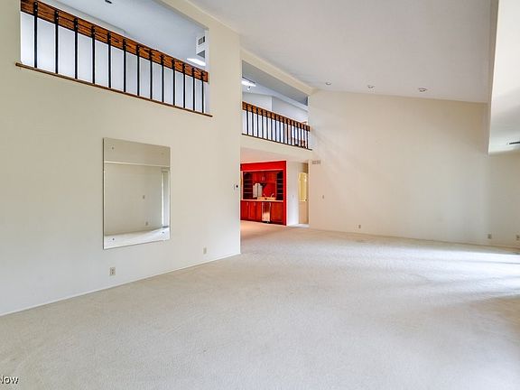 5th image of 1012 Bunker Dr APT 307