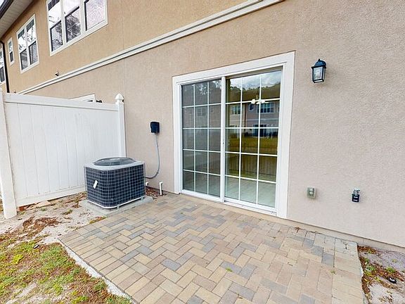 5th image of 11332 Estancia Villa Cir #1