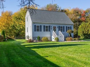 35 Water St, Somerset, MA 02726
