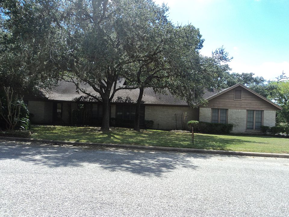 1st image of 1004 Carroll Dr