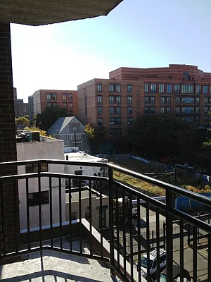 Rented by Prime Realty | media 9