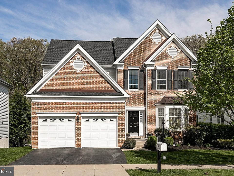 1st image of 1212 Denton Dr