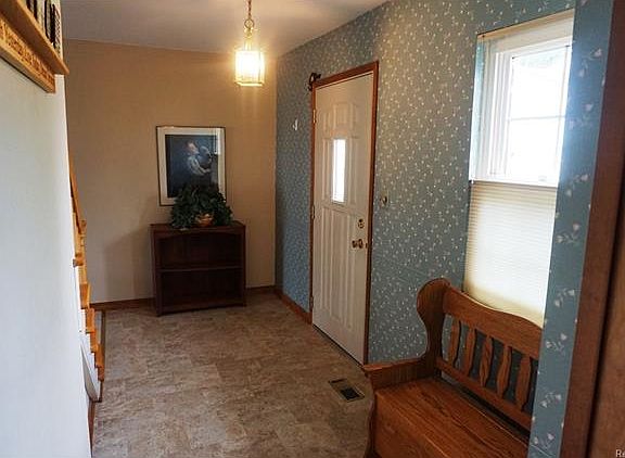 4th image of 24640 Olde Orchard St #9