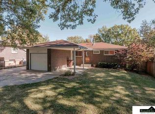 700 Sierra Dr, Lincoln, NE 68505