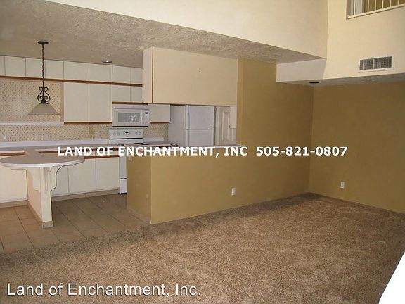 2nd image of 3009 Cutler Ave NE