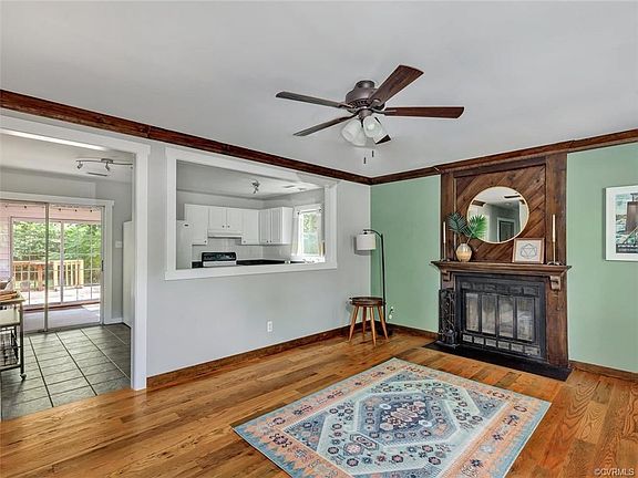 4th image of 7535 Brisbane Dr