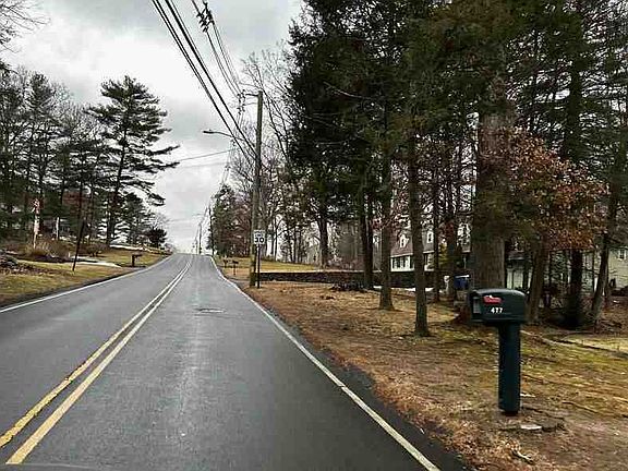5th image of 465 Shrub Rd