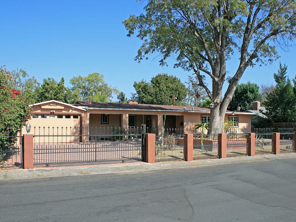 1st image of 4676 Laurelgrove Ave