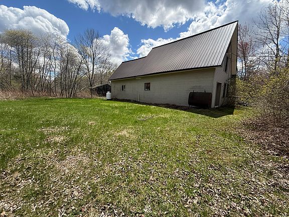 2nd image of 75 Nelson Ridge Road S