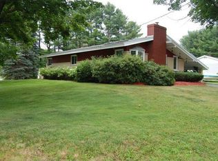 2 Surry Ln, Lewiston, ME 04240