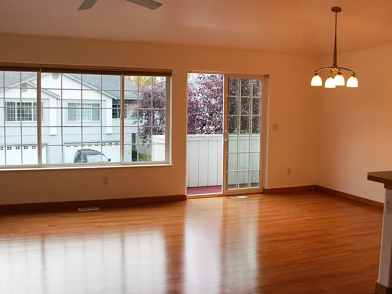 5502 Sapphire Loop — Photo 10