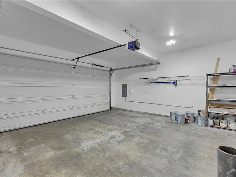 12421 NE 103rd Pl — Photo 36