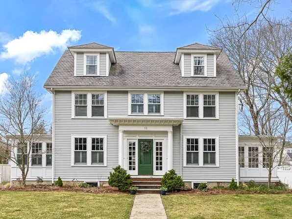 12 Salisbury St, Winchester, MA 01890