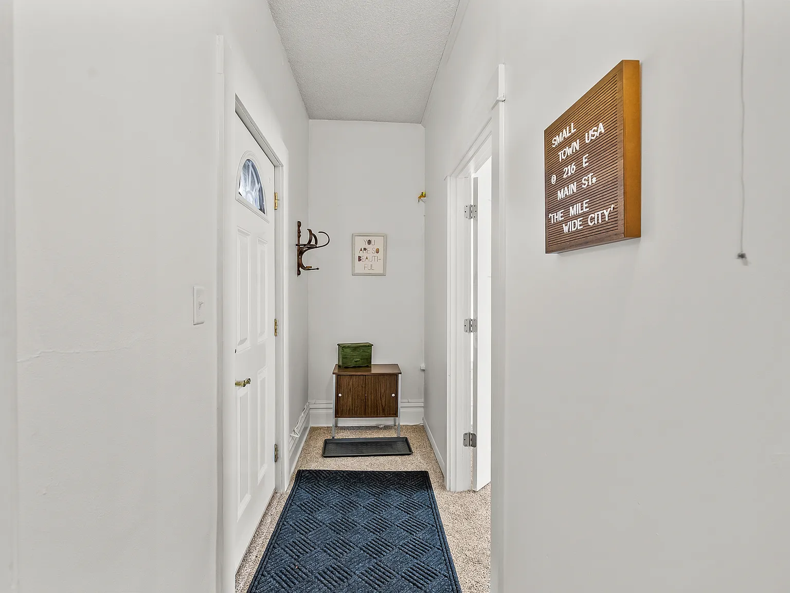 2 bed, 900 sqft, $1,200 — Photo 3