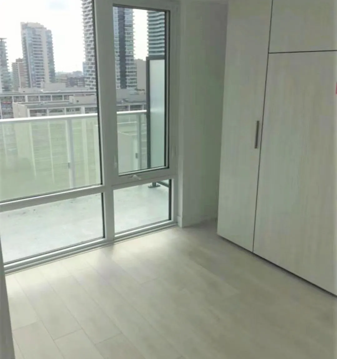 2 bed, $2,450 — Photo 4