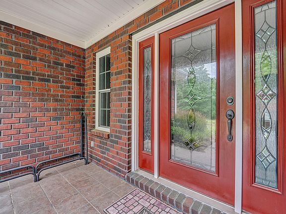 3rd image of 1530 Indian Springs Ln