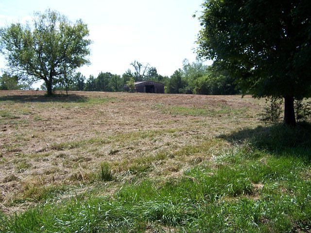 2nd image of 6650 Moss Rd