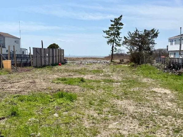 403 Cross Bay Boulevard, Howard Beach, NY 11693