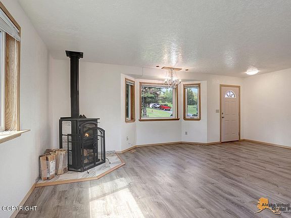 5th image of 3325 N Sparrow Ct