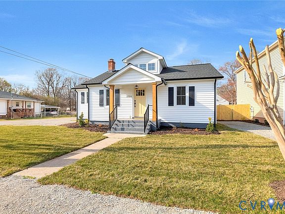 4th image of 2524 Kenwood Ave