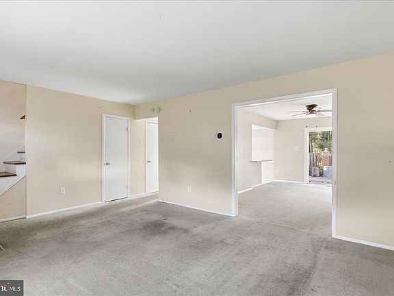 5th image of 12774 Midwood Ln