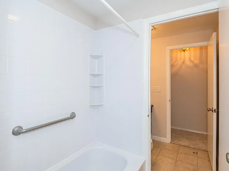 6757 Summerdale Dr — Photo 26