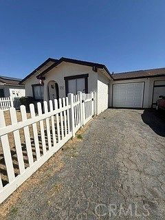 2nd image of 434 El Monte St