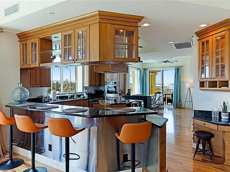 1308 Old Stickney Point Rd #WP3 — Photo 6