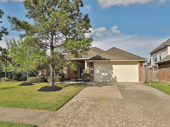 3rd image of 19618 Nara Vista Dr