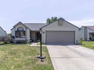 8418 Lionsgate Run, Fort Wayne, IN 46835