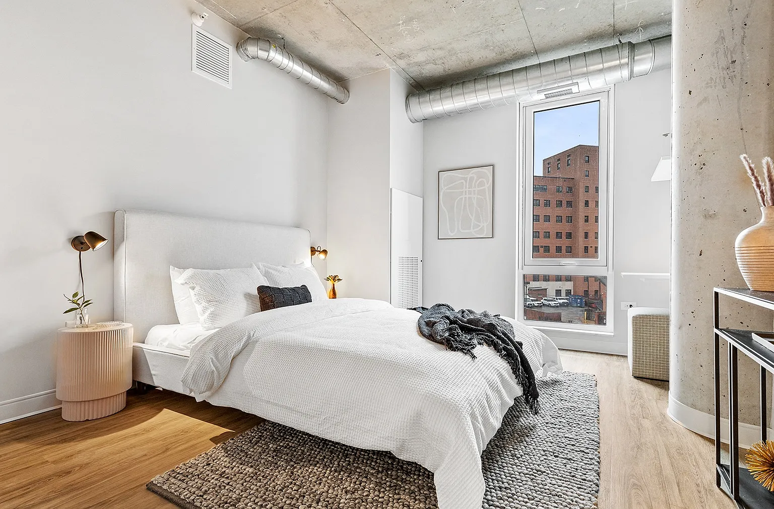 CADENCE APARTMENTS — Photo 2