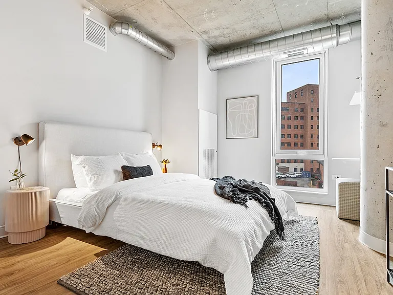 CADENCE APARTMENTS — Photo 2