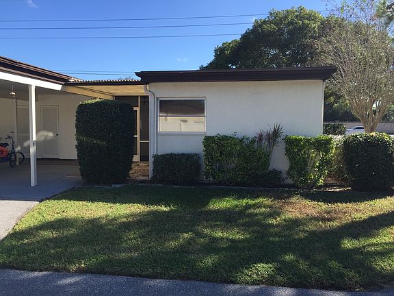 3rd image of 6221 Green View Dr