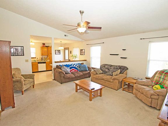 5th image of 142 Kensal Ct