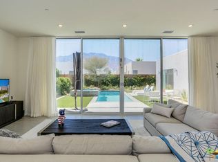 699 Equinox Way, Palm Springs, CA 92262