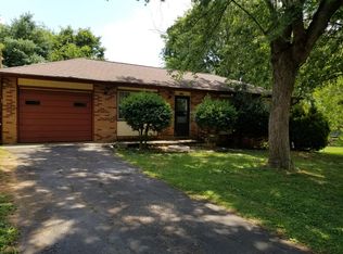 1914 Skyline Dr, Maryville, TN 37801