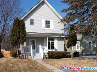 825 6th Ave SW, Rochester, MN 55902