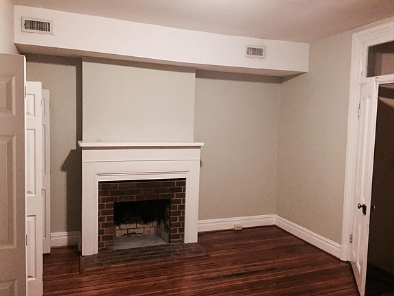 3rd image of 320 N 24th St