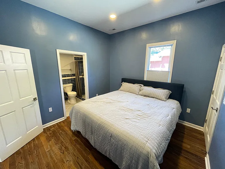 2426 N Baker St — Photo 9